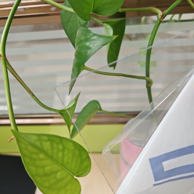 Πλαστικό φύλλο πολυανθρακικού, γνωστό για την υψηλή αντοχή σε εφελκυσμό και την ανθεκτικότητά του, κατάλληλο για προστατευτικά μηχανημάτων, παράθυρα και πάνελ προβολής.