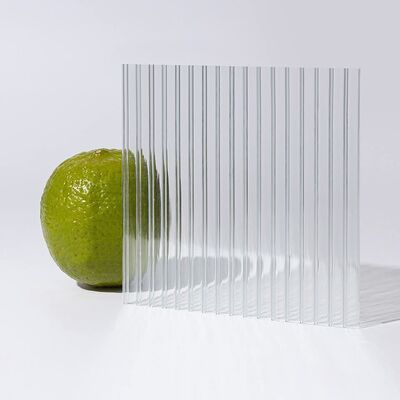 Καλή τιμή. Πολυπετρώδες 4 * 8 πόδια Διαφανές Polycarbonate Κούφιο φύλλο 10mm πάχος Twinwall Πίνακα παρέχοντας ελαφρύ βάρους βιώσιμη λύση με προστασία από την υπεριώδη ακτινοβολία και υψηλή αντοχή για το καμπαναριό και το κάλυμμα σε απευθείας σύνδεση